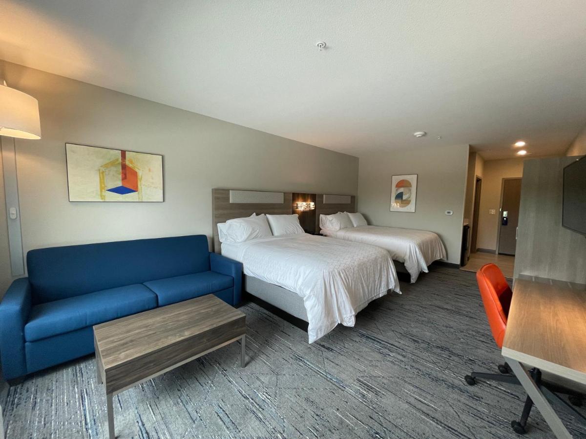 Express & - Ft. Smith - Airport By Ihg Hotel 3*