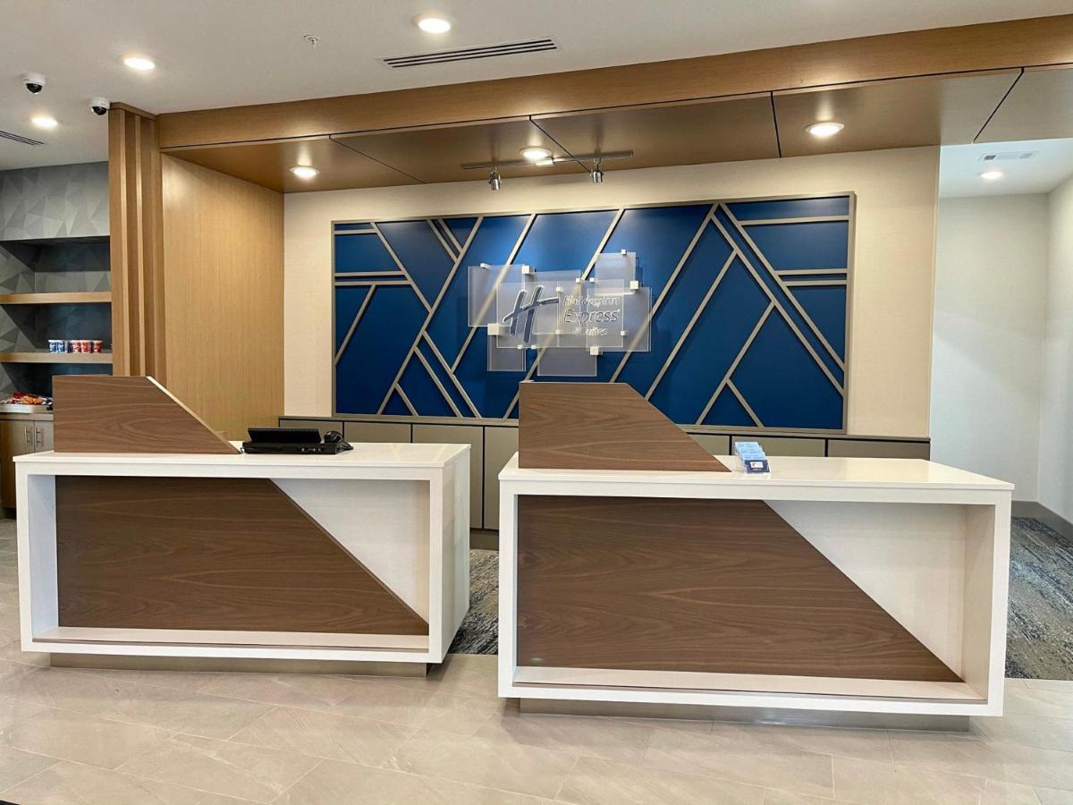 Hotel Express & - Ft. Smith - Airport By Ihg