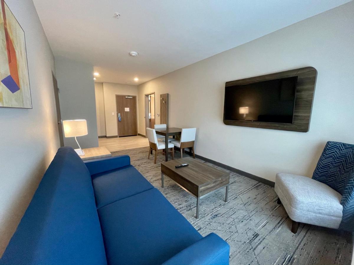 Express & - Ft. Smith - Airport By Ihg Hotel Fort Smith